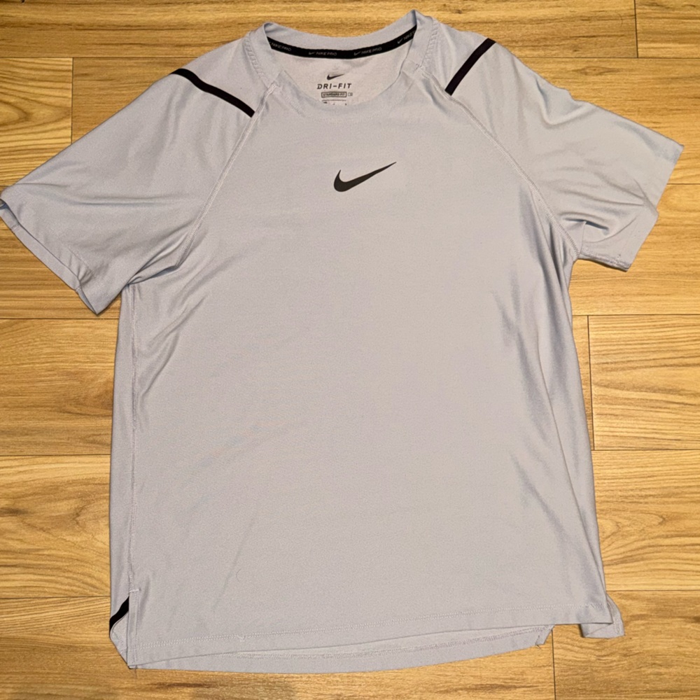 Nike Men's Gray Dri-FIT Shirt standard fit men’s large